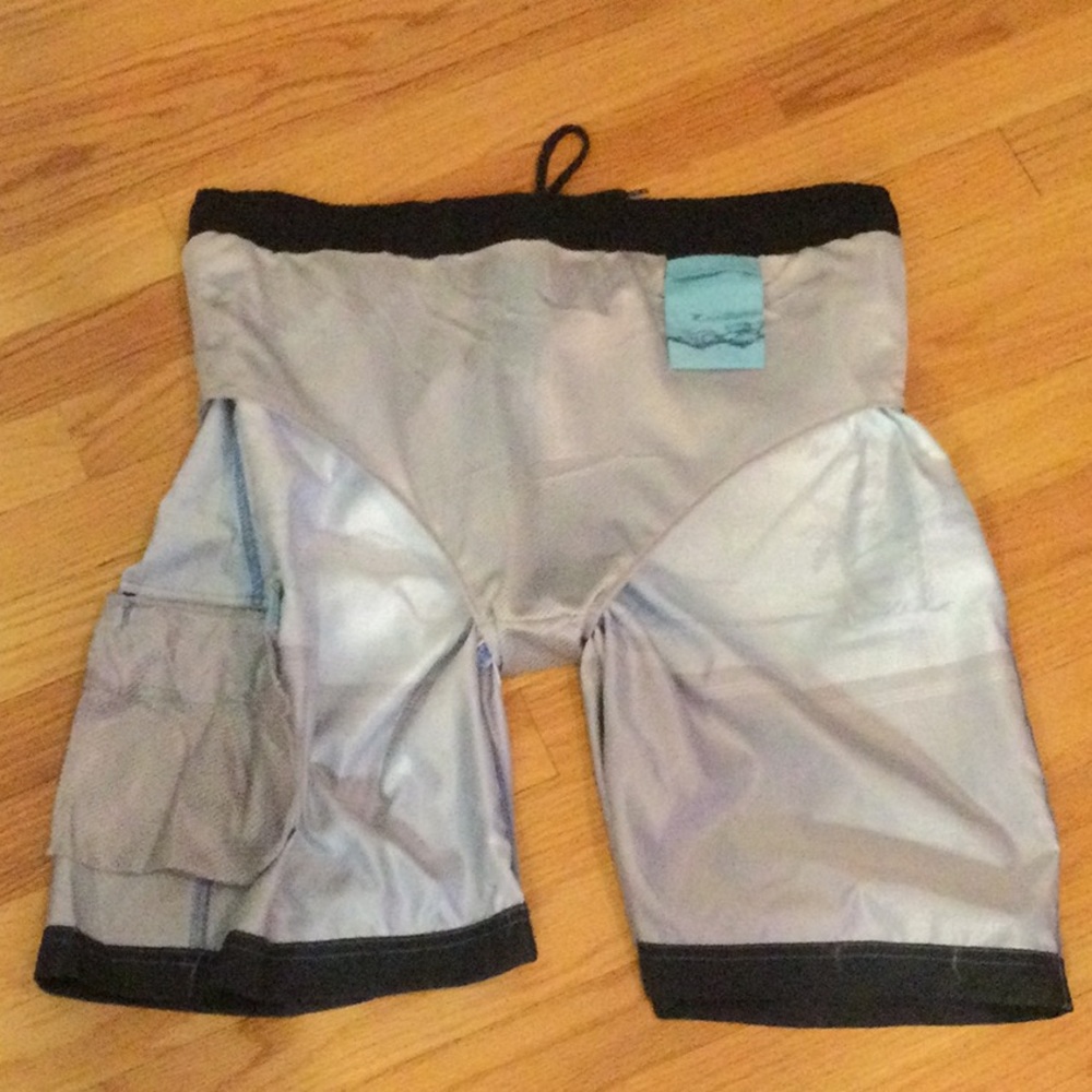 Burnside Tropical 🌴 Swim Trunks - Picture 5 of 11